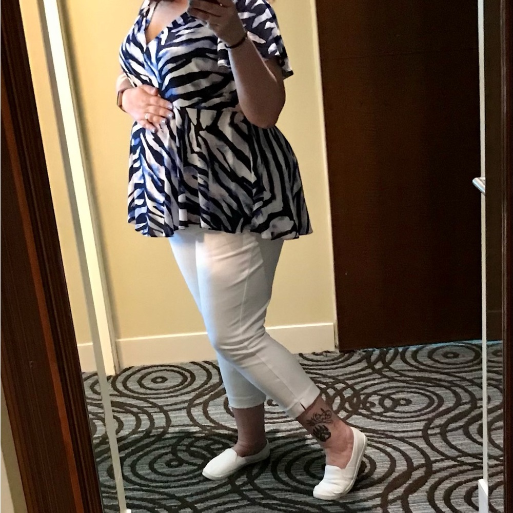 Torrid size 2 black and blue zebra stripes top